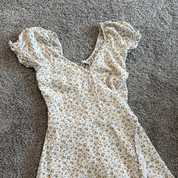 Hollister wrap dress - Picture 2 of 5